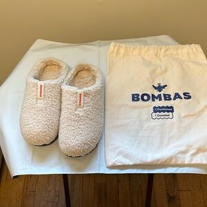 Bombas women’s Sunday Slippers with Bag Creme color size 8 with Dust bag